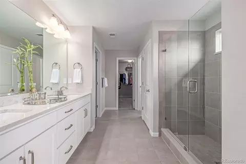 Bath - 26654 E Indore Ave, Aurora, CO 80016 photo 1 of 5