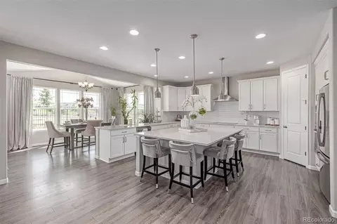 Kitchen - 26654 E Indore Ave, Aurora, CO 80016 photo 3 of 6