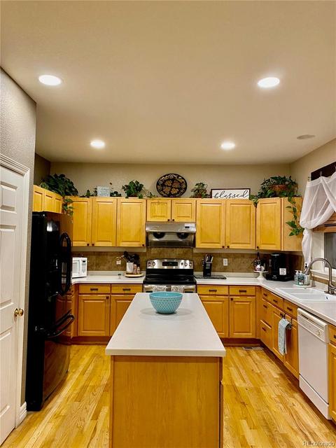 2142 E 100th Pl, Thornton, CO 80229 photo 7