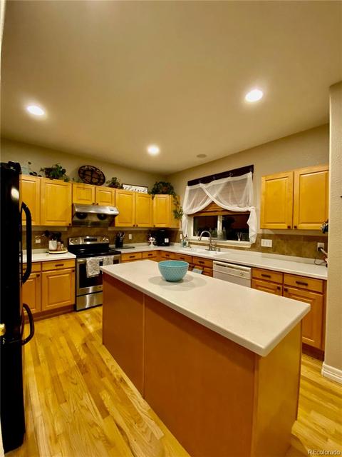 2142 E 100th Pl, Thornton, CO 80229 photo 6