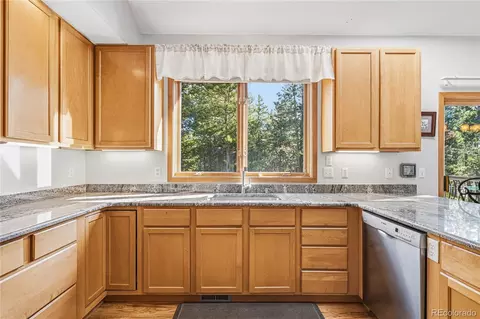 9274 Sandy Ln, Conifer, CO 80433 photo 13