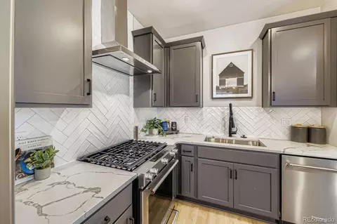 Kitchen - 15266 W 68th Loop, Arvada, CO 80007 photo 3 of 5