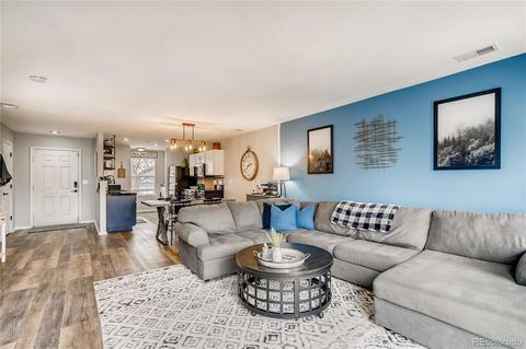 5017 E 100th Ln, Thornton, CO 80229 photo 3