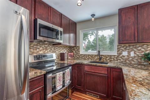 8084 Kline Ct, Arvada, CO 80005 photo 11