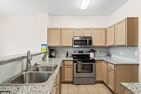 12251 E 2nd Dr, Aurora, CO 80011 photo 10