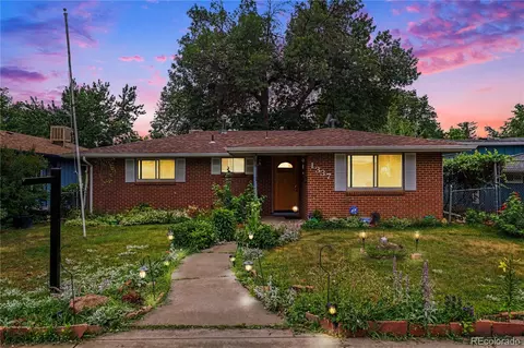 1337 Sharpe Pl, Longmont, CO 80501