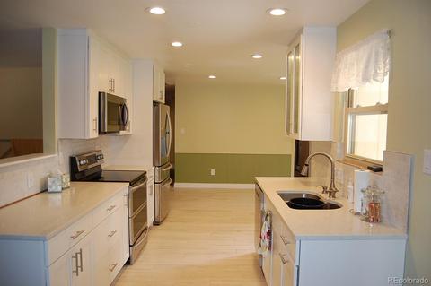 2725 S Eaton Way, Denver, CO 80227 photo 8