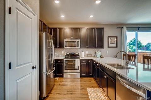 10899 E 25th Dr, Aurora, CO 80010 photo 6