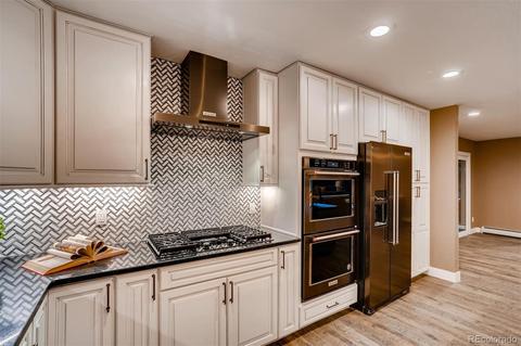 7982 Surrey Dr, Morrison, CO 80465 photo 9