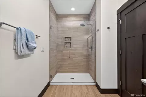 Bath - 210 Quill Ct, Fraser, CO 80442 photo 5 of 8