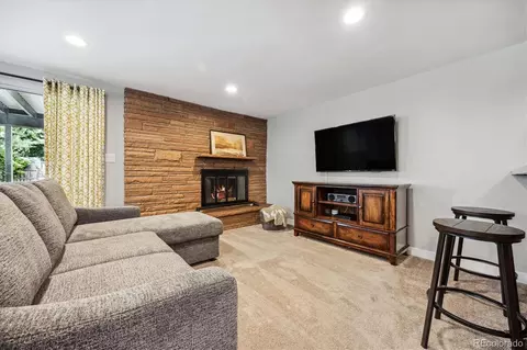 1135 Iris St, Lakewood, CO 80215 photo 29