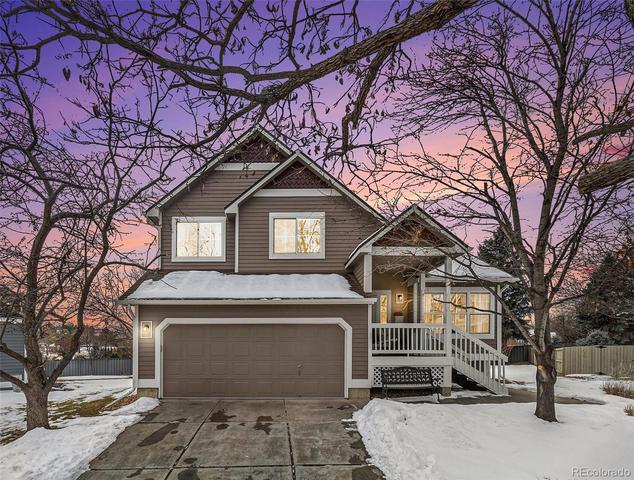 325 Lodgewood Ln, Lafayette, CO 80026