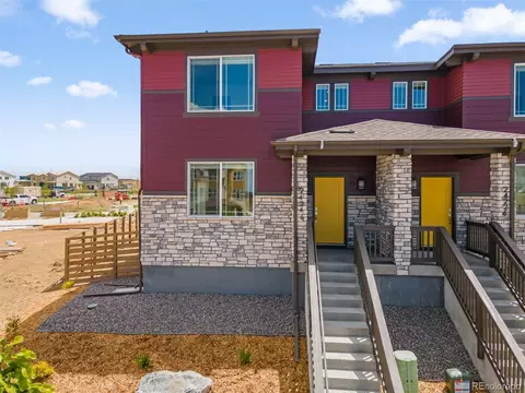 Exterior - 24246 E 53rd Dr, Aurora, CO 80019 photo 2 of 4