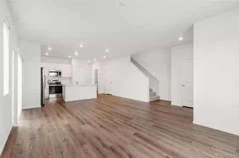 Living - 24246 E 53rd Dr, Aurora, CO 80019 photo 2 of 7