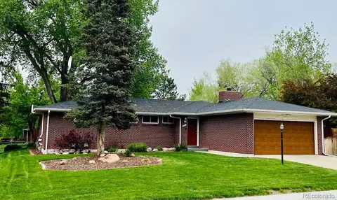 2907 Euclid Pl, Centennial, CO 80121