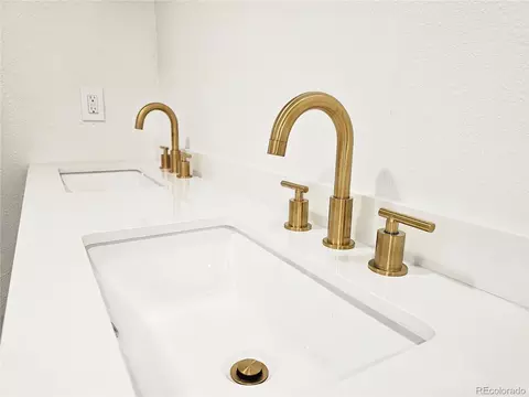 1543 N Willow St, Denver, CO 80220 photo 8