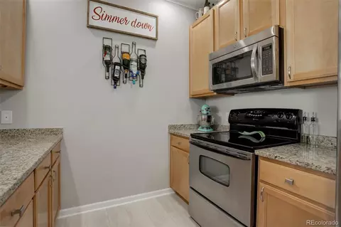 1885 S Buchanan Cir, Aurora, CO 80018 photo 8