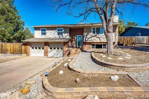 11 Gordon Dr, Castle Rock, CO 80104