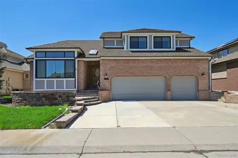 1105 Oakhurst Dr, Broomfield, CO 80020