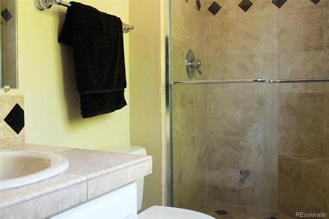 2560 E 100th Way, Thornton, CO 80229 photo 9