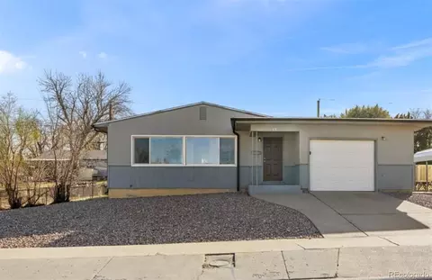 1610 Lexington Rd, Pueblo, CO 81001