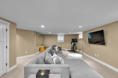 2460 E Flora Pl, Denver, CO 80210 photo 24
