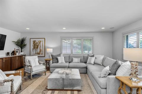 2460 E Flora Pl, Denver, CO 80210 photo 7