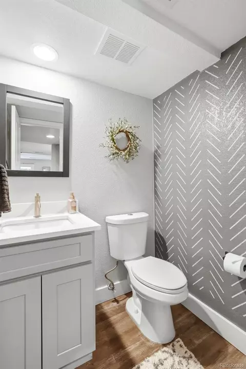Bath - 17238 E Berry Pl, Aurora, CO 80015 photo 1 of 3