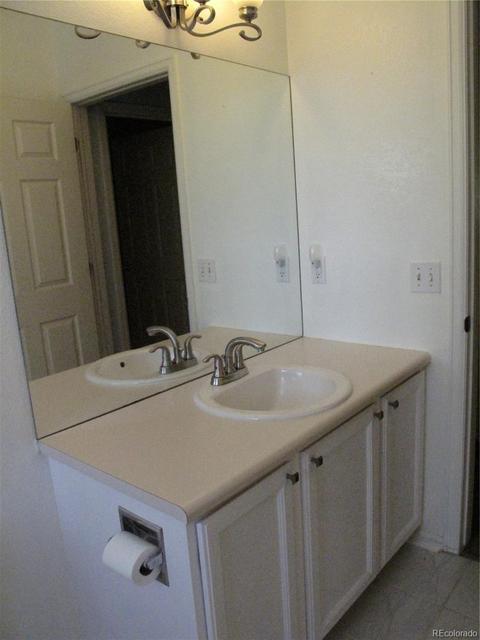 12341 E 2nd Dr, Aurora, CO 80011 photo 12