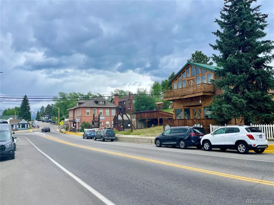 Exterior - 116 E 9th St, Leadville, CO 80461 photo 3 of 5