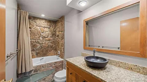 Bath - 506 Ridge Rd, Divide, CO 80814 photo 1 of 4