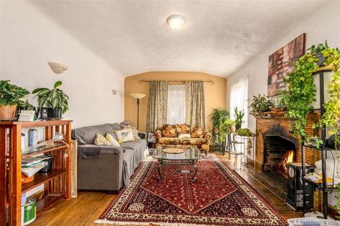 2709 Jackson St, Denver, CO 80205 photo 3