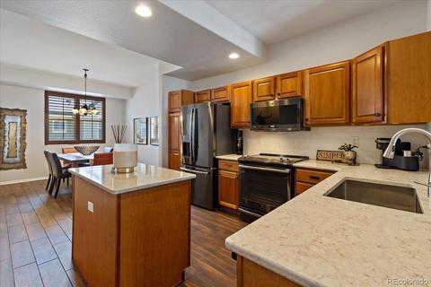 5446 Zephyr Ct, Arvada, CO 80002 photo 8