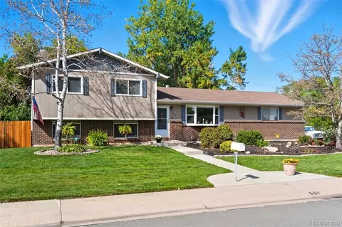 501 Locust Grove Dr, Fort Collins, CO 80521