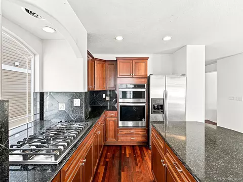 Kitchen - 21438 E 54th Ave, Denver, CO 80249 photo 4 of 6
