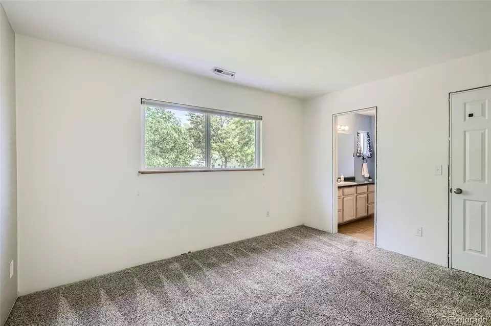 Bedroom - 296 Acacia Dr, Loveland, CO 80538 photo 5 of 8