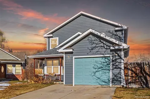 257 Wadsworth Cir, Longmont, CO 80504
