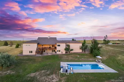 Exterior - 7905 Schumaker Rd, Bennett, CO 80102 photo 2 of 4