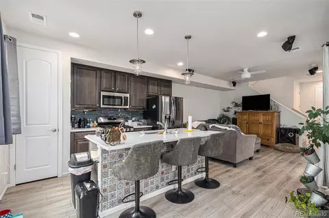 17217 Exposition Dr, Aurora, CO 80017 photo 5
