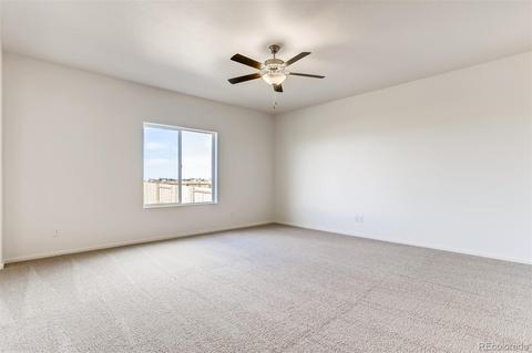 321 Spruce St, Bennett, CO 80102 photo 4