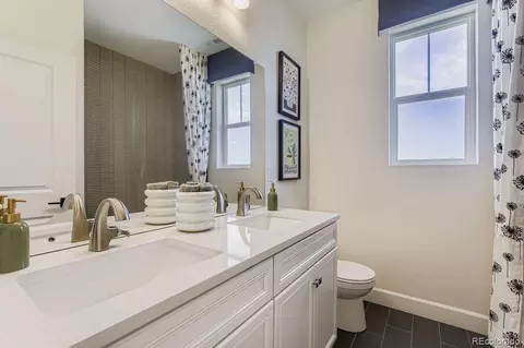 Bath - 46434 Heritage Ave, Bennett, CO 80102 photo 5 of 6