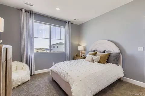 Bedroom - 46434 Heritage Ave, Bennett, CO 80102 photo 6 of 8