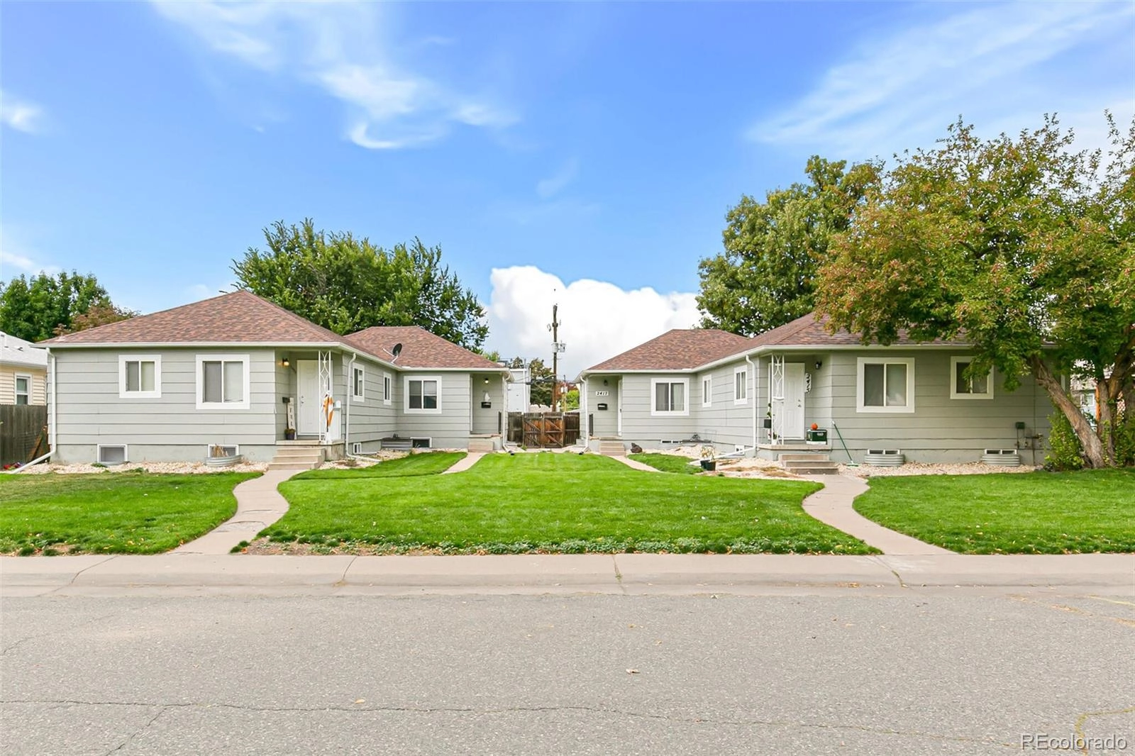 2421 S 2423 S Marion St  