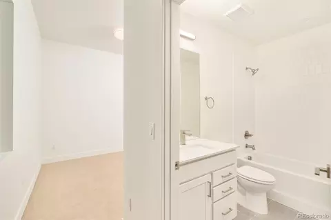 2341 S High St, Denver, CO 80210 photo 27