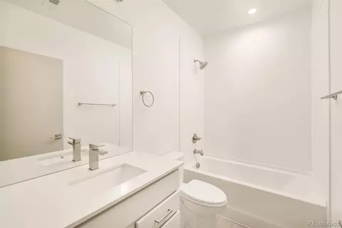 2341 S High St, Denver, CO 80210 photo 28