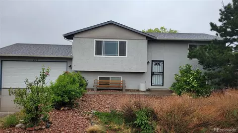 270 W Baldwyn Dr, Pueblo, CO 81007