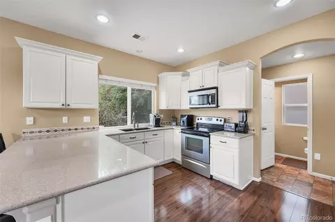 5574 N Killarney Ct, Denver, CO 80249 photo 6