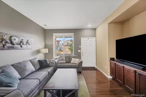 5574 N Killarney Ct, Denver, CO 80249 photo 3