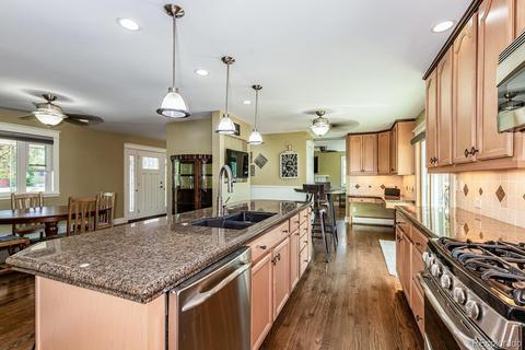 2171 Euclid Ave, Centennial, CO 80121 photo 2