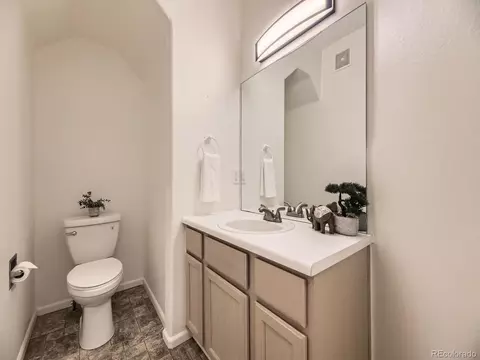 12265 E 2nd Dr, Aurora, CO 80011 photo 10